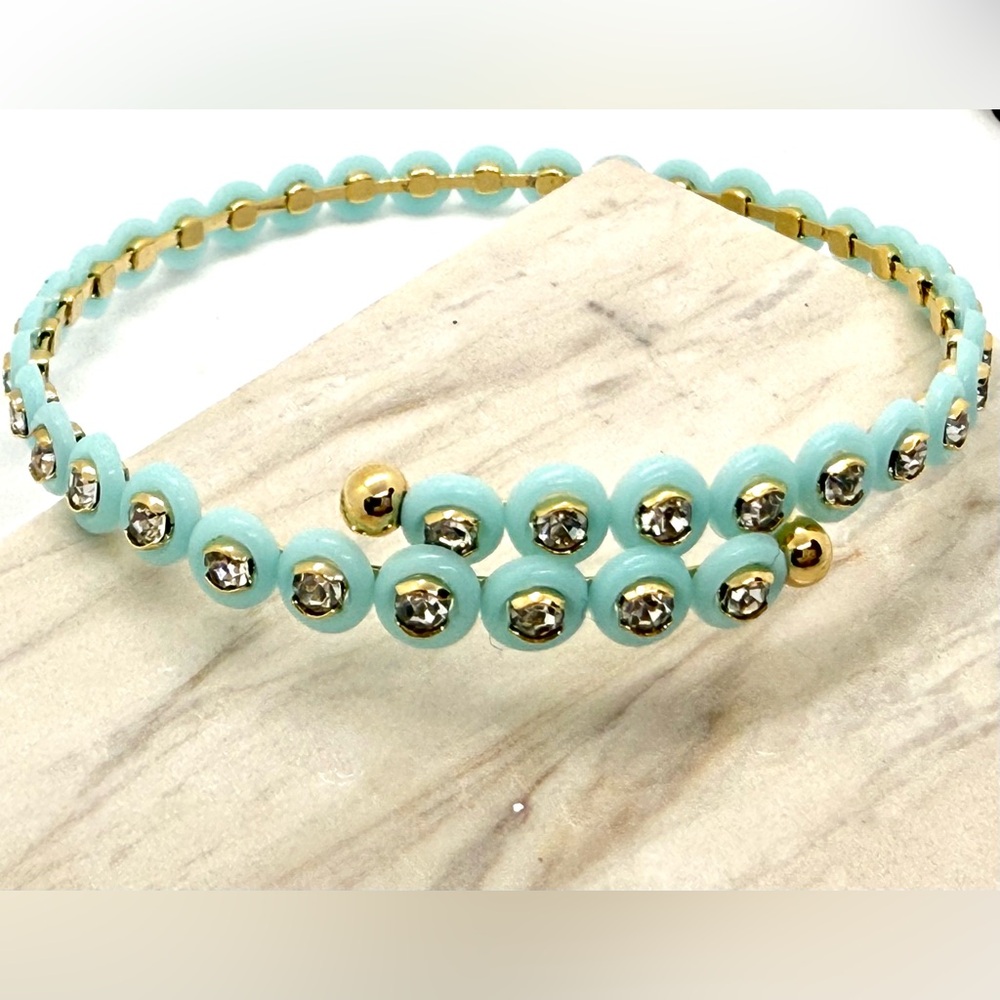 Mint Green and Gold Beaded Bracelet
